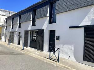 PETITE MAISON à 100M DE LA MER ET DU CENTRE VILLE