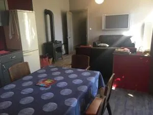 Drôme provençale village house - La Motte-Chalançon