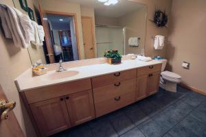 Sunnyside Knoll- 6 cabin