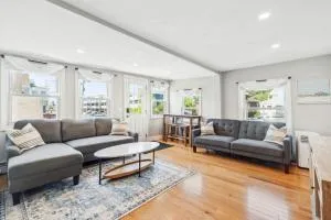 Beachfront Parking Salisbury Beach Retreat - سالزبوري