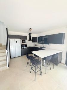 Villas Somptueuse villa luxueuse piscine jacuzzi : photos des chambres