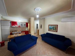Edi Apartments