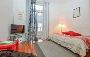 Appartements Stunning Apartment In Bastia : photos des chambres