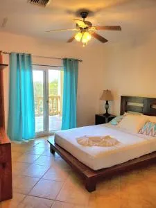 West End condo Shuttle free OW - RTB