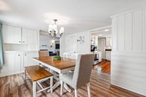 Seaside Serenity Steps to Beach Deck & Porch