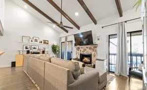 Best Pinetop Country Club Spot with Golf & Pickleball - Indian Pine