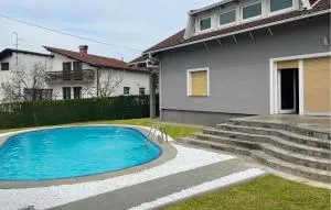 Cozy Home In Sesvete With Wifi - Dugo Selo