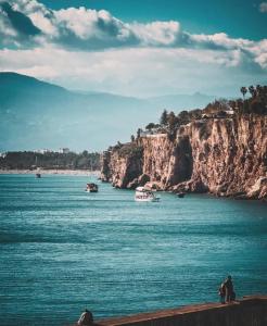 Kaleiçi benzersiz donanımlı müthiş teras keyfi uygun fiyat EV