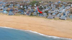 Salt and Cedar Steps to Beach