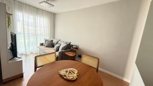 Apto moderno e bem localizado