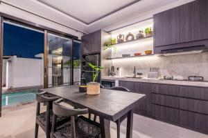 The R Dempo - Tranquil 2BR wtih Pool Close to Canggu