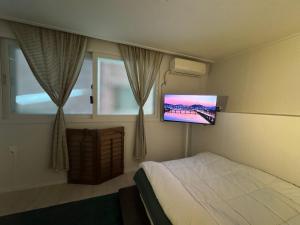 cozy Huam