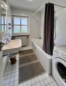 AlpenChiemsee Ferienwohnung mit Bergblick und Seenähe