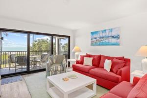 Pelicans Roost 201 condo