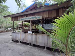 Awom Brothers Dive Homestay