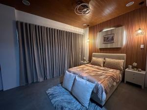 3 Storey Modern Contemporary Guest House