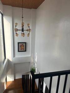 3 Storey Modern Contemporary Guest House