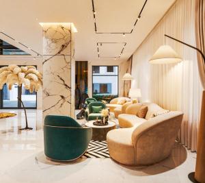 THE WILTONS Hotel Lào Cai