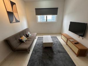 KLIA Alanis Suite Homestay Fully Air-Con Home