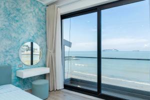 Palm Villa 46 - Luxury villa by the sea - 4 bedrooms