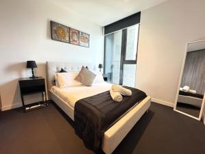 ADEK Apartments CBD -Free Parking, Pool, Gym & Sauna