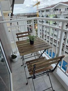 Anya and Christofs Condo at Amani near Airport