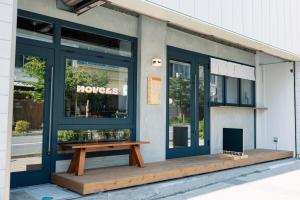 NOVELS Hostel and cafe bar and Books