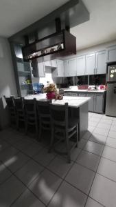 CENTRAL APARTMENT, casa cuc