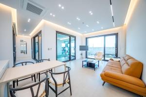 Peer Haus Private House