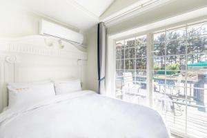 Taean Red Balloon Pension