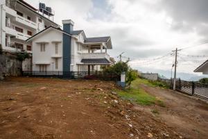 Thalir Nest - Valley View