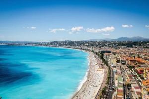 Appartements Beautiful 2-room with pool, wifi, Netflix : photos des chambres