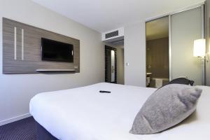 Hotels Kyriad Grenoble-Voiron Chartreuse-Centr'alp : photos des chambres