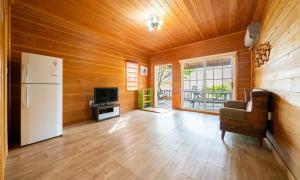 Miryang Pine Tree Pool Villa Pension