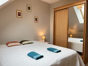 Villa Isaac - Piscine naturelle - Proche Boulerie Jump - 8p