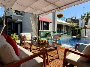 Villa Annabèll1 with Swimming pool and Jacuzzi, 3 floors