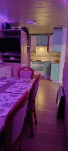 Hiška La Vita Kamp Terme 3000 Moravske Toplice vključeno 3x KOLO Športni rekviziti, Igrače