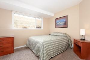 Paradise Canyon Golf Resort - Luxury Condo M409