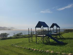 Wavecrest Beach Hotel & Spa