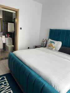 luxurious two bedroom with heated swimming pool well equipped gym ample parking space and children playing ground and a relaxing rooftop with and amazing scenic city views