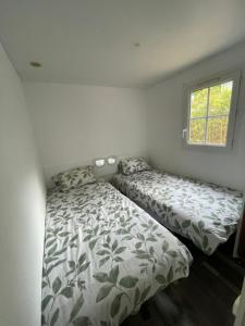 Campings Mobil-home 4 Couchages Parking gratuit : photos des chambres