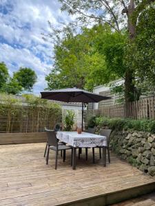 Campings Mobil-home 4 Couchages Parking gratuit : photos des chambres