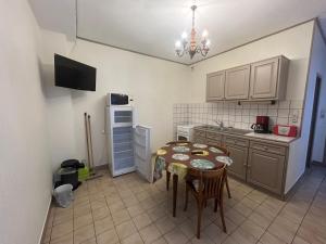 Appartements Ets Levillain - Hotel Les Caletes : photos des chambres