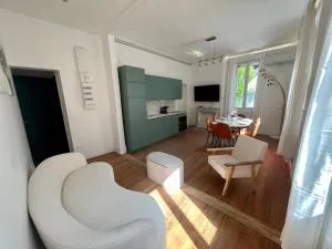 Les Capucines - 圣马丁杜维维