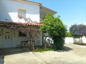 Petrochori Memories Maisonette - 沃伊多基利亚