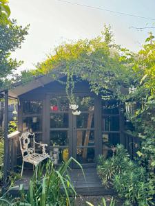 Stylish 3-bedroom house with secluded garden in central Whitstable