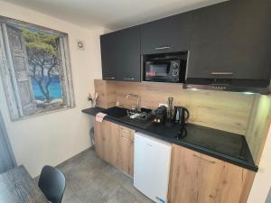 Appartements Charmant T2 climatise avec terrasse a 5min des plages : photos des chambres