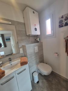 Appartements Charmant T2 climatise avec terrasse a 5min des plages : photos des chambres
