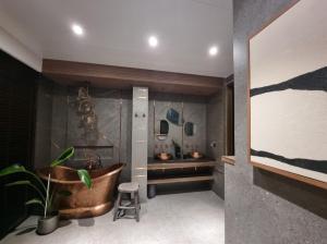 4BR luxury apartment