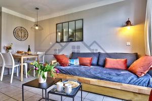 Maisons de vacances LocaLise - Maison G4 au Guilvinec - A 50m de la mer avec jardin et piscine - Tout a pied, plages, port, centre, commerces, marche - Wifi inclus - Animaux bienvenus - Linge de lit inclus : photos des chambres